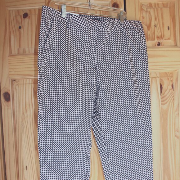 NWTS Tommy Hilfiger The Flex Slim Crop Pants Size 16 - Picture 1 of 4